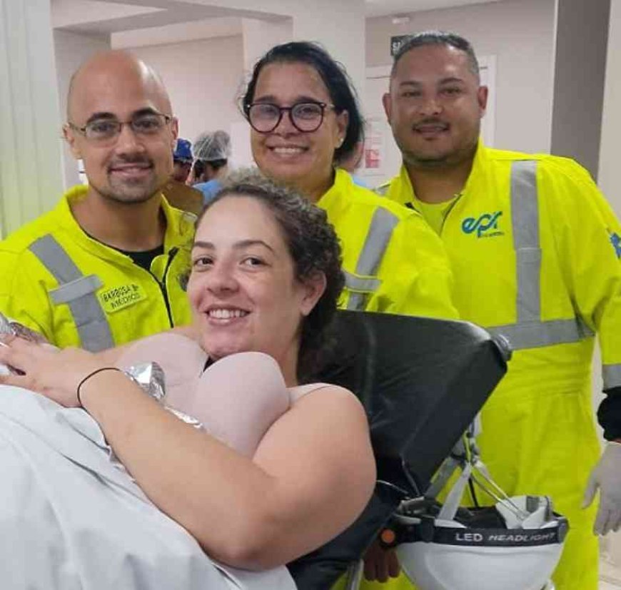 Bebê nasce em ambulância da EPR Via Mineira no pedágio de Itabirito
